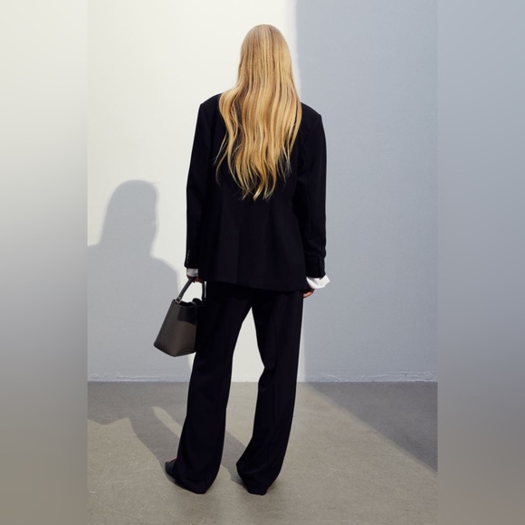 H&M wide-cut black dress pants size 8 NWT - Picture 2 of 4